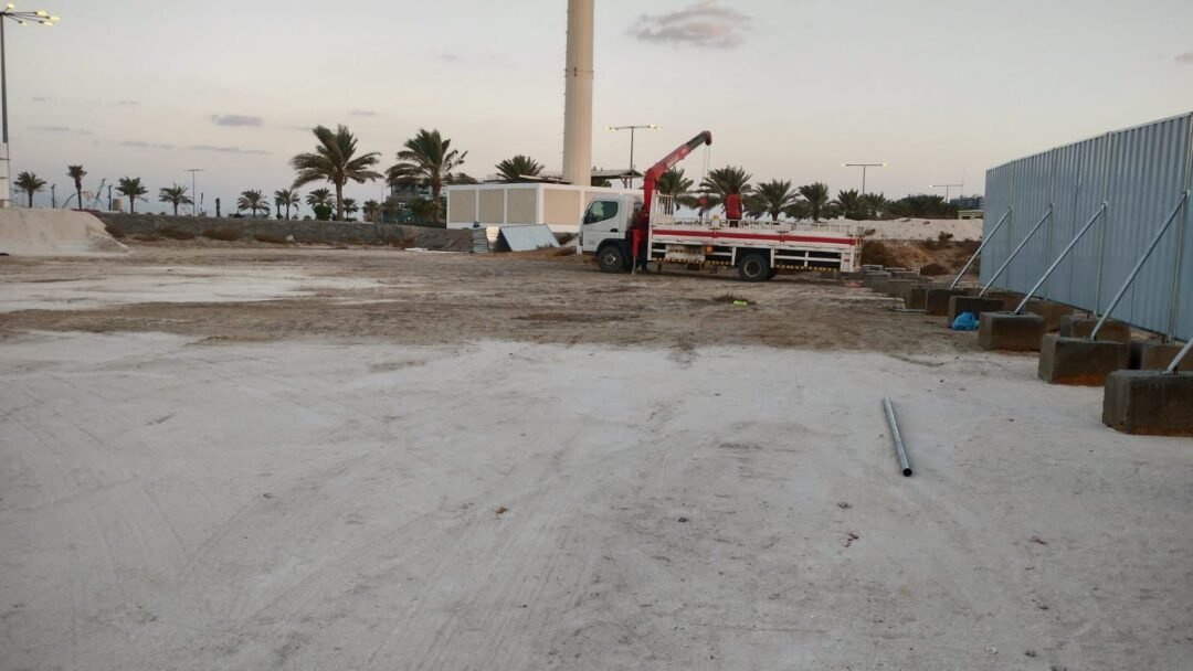 Galvanized Temporary Steel Fence in Dubai - Image 4